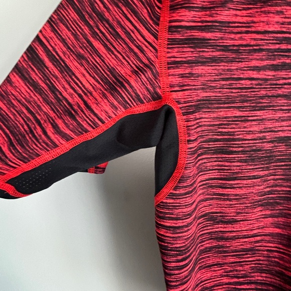 Under Armour CoolSwitch Compression T-Shirt - Picture 7 of 10